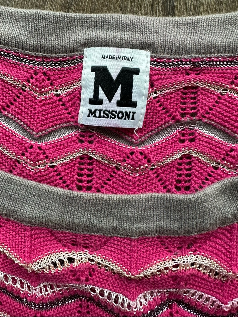 M Missoni Chevron Knit Long-Sleeve Dress in Pink. Size Italian 38 - Picture 9 of 16